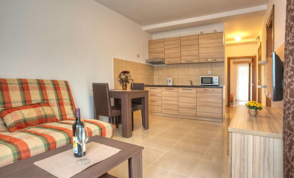 Guest House Maslina Petrovac Pokoj fotografie